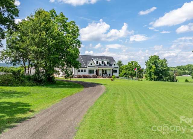 Property at 5780 W NC 10 Hwy, Hickory, NC 28602, 4 beds, 3.5 baths