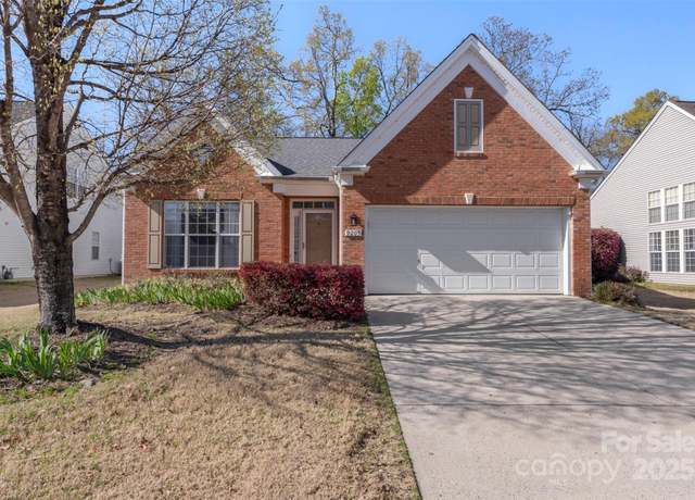 Property at 9205 Kestral Ridge Dr, Charlotte, NC 28269, 2 beds, 2 baths