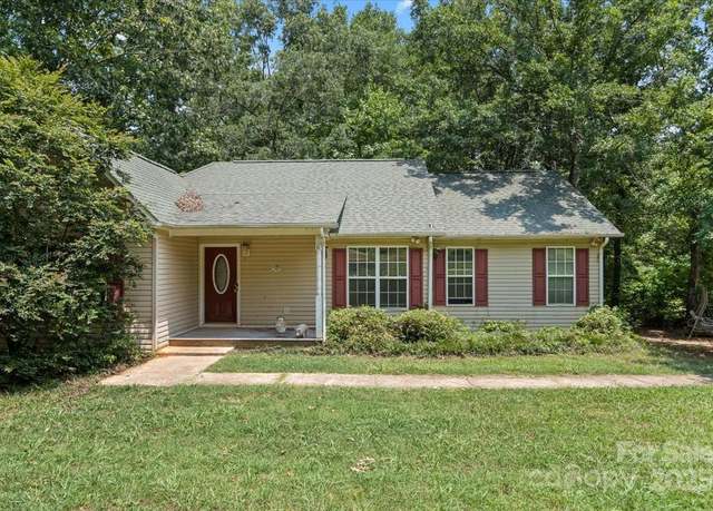 Property at 4524 Echols Dr, Sharon, SC 29742, 3 beds, 2 baths