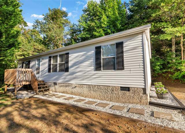 Property at 43 Goose Creek Rd, Swannanoa, NC 28778, 3 beds