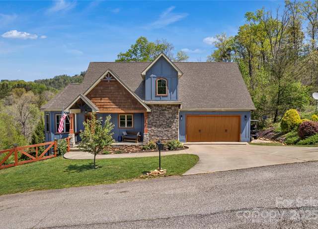 Property at 334 Willow Top Ln, Lake Lure, NC 28746, 3 beds, 4.5 baths