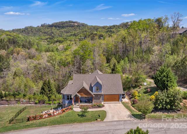 Property at 334 Willow Top Ln, Lake Lure, NC 28746, 3 beds, 4.5 baths