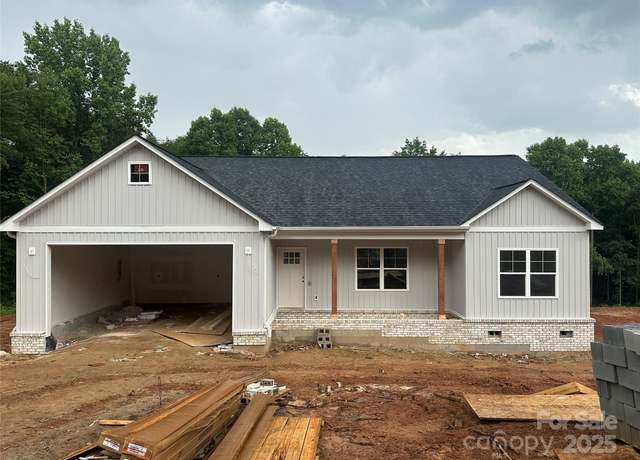 Property at 63 Cornerstone Dr, Taylorsville, NC 28681, 3 beds, 2 baths