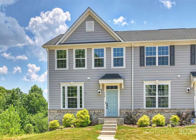 Property at 342 Cramerton Mills Pkwy, Cramerton, NC 28032, 3 beds, 2.5 baths