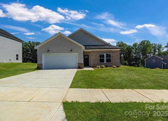 Property at 450 Contentment Ct, Kannapolis, NC 28081, 3 beds, 2 baths