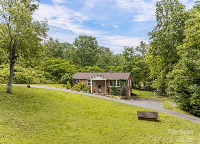 Property at 170 Hillcrest Dr, Columbus, NC 28722, 4 beds, 2 baths