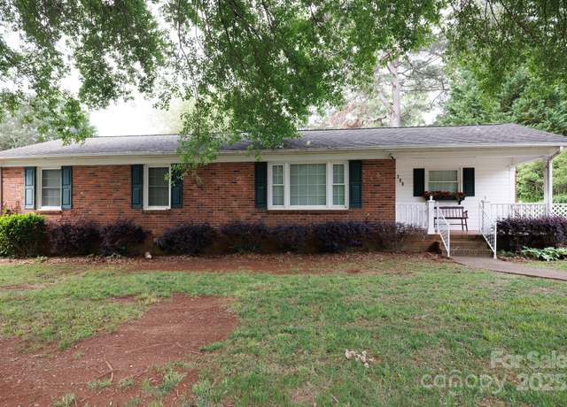 Property at 723 Rabun Ln, Rock Hill, SC 29730, 3 beds, 1.5 baths