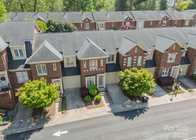 Property at 984 Park Slope Dr, Charlotte, NC 28209, 3 beds, 2.5 baths