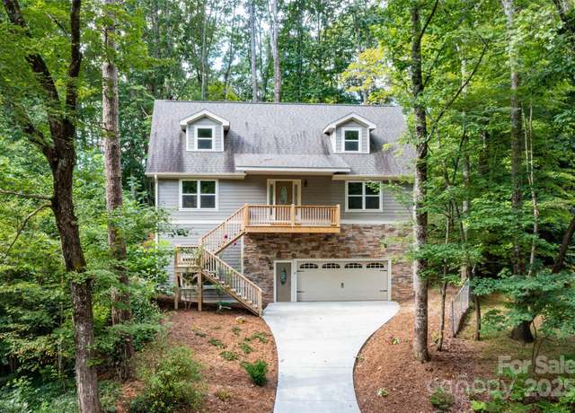 Property at 17 Mayfair Pl, Arden, NC 28704, 2 beds, 2.5 baths