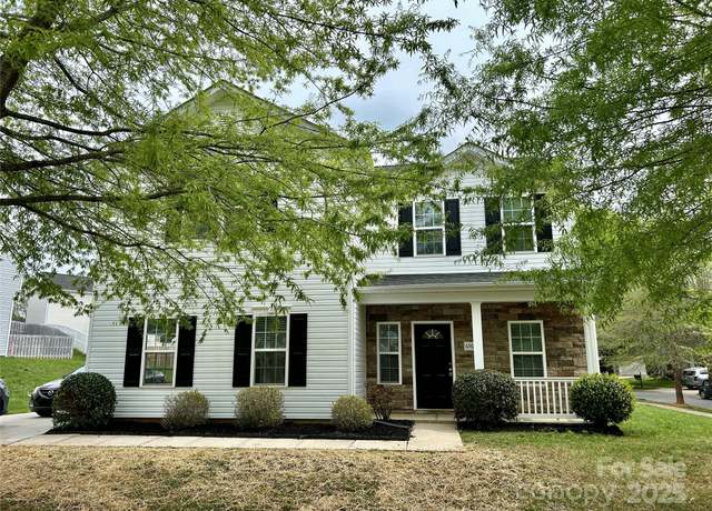 Property at 6565 Hasley Woods Dr, Huntersville, NC 28078, 5 beds, 2.5 baths