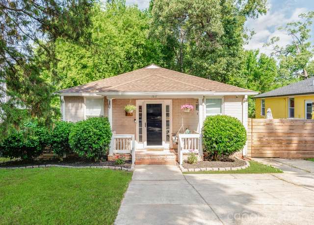 Property at 1817 Rush Wind Dr, Charlotte, NC 28206, 3 beds, 2 baths