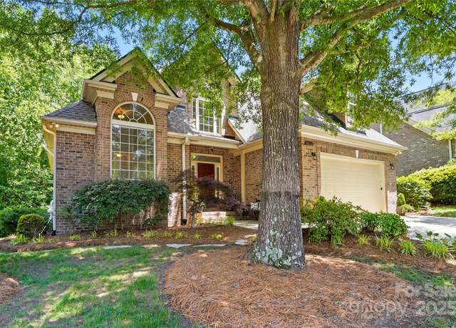 Property at 10607 Newberry Park Ln, Charlotte, NC 28277, 4 beds, 2.5 baths
