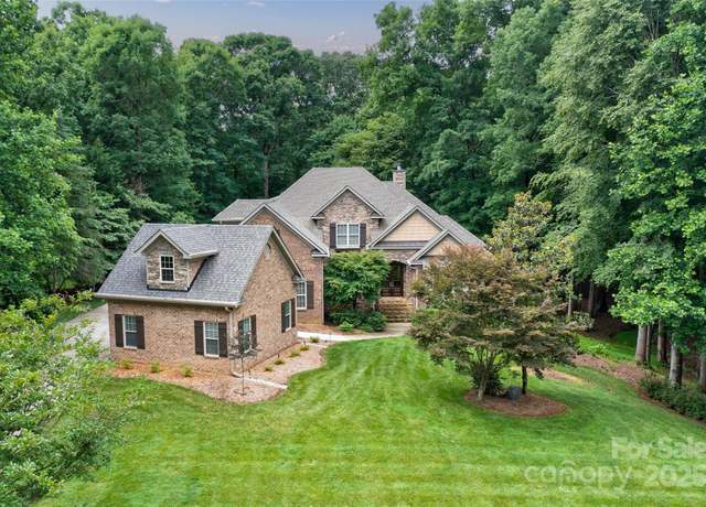 Property at 2314 Winding Oaks Trl, Waxhaw, NC 28173, 4 beds, 3.5 baths