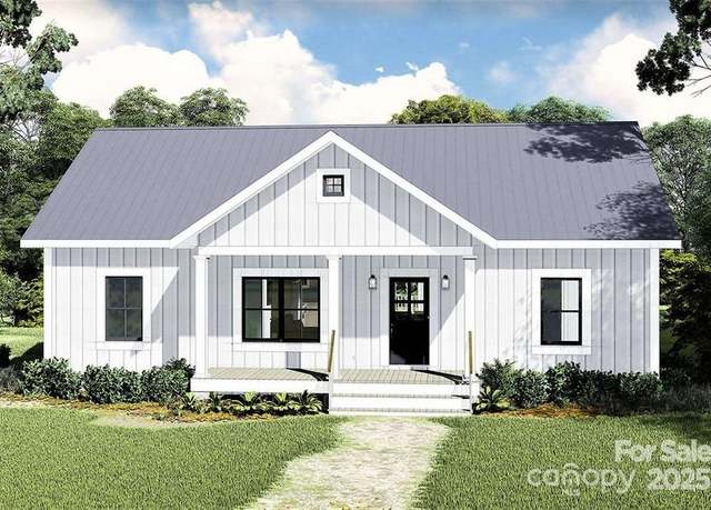 Property at 1473 32nd St SW, Hickory, NC 28602, 3 beds, 2 baths