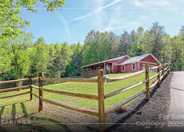 Property at 202 Wild Pear Ln Unit 3 & 7A, Franklin, NC 28734, 3 beds, 2 baths