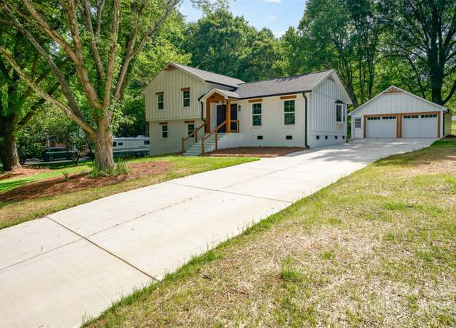 Property at 437 Chadmore Dr, Charlotte, NC 28270, 4 beds, 3 baths