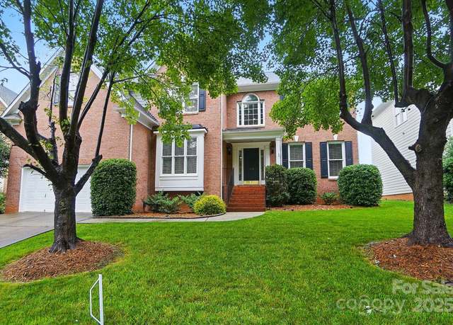 Property at 138 Montibello Dr, Mooresville, NC 28117, 5 beds, 2.5 baths