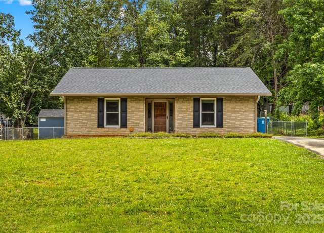 Property at 428 Mountview Dr, Mocksville, NC 27028, 2 beds, 1 bath