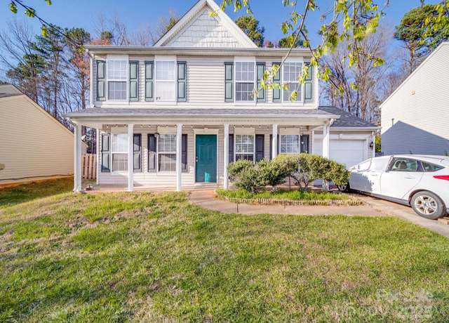 Property at 5414 Peachwood Dr, Charlotte, NC 28216, 4 beds, 2.5 baths