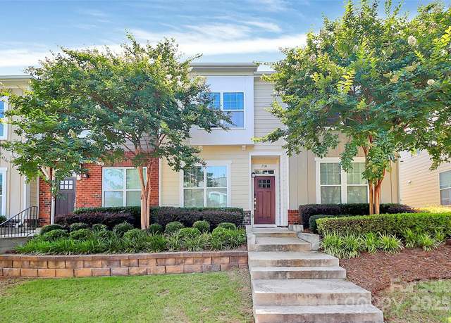 Property at 2726 Tranquil Oak Pl, Charlotte, NC 28206, 2 beds, 2.5 baths