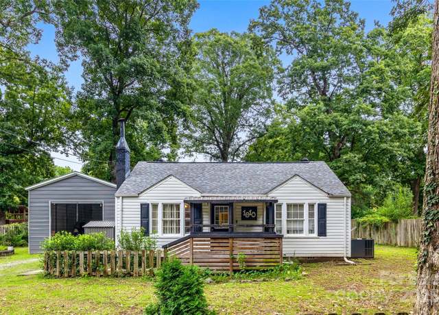Property at 1810 Lisbon Ln, Charlotte, NC 28269, 2 beds, 1 bath