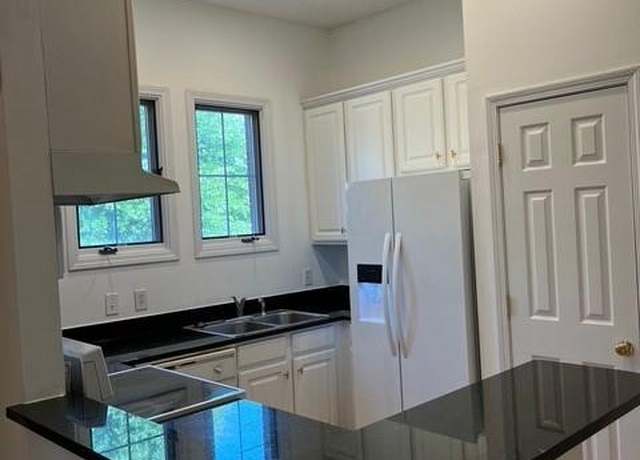 Property at 765 N Alexander St, Charlotte, NC 28202, 1 bed, 1 bath