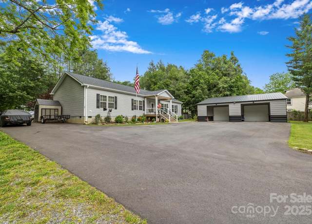 Property at 381 Old US 70 Hwy Hwy, Black Mountain, NC 28711, 4 beds, 2 baths