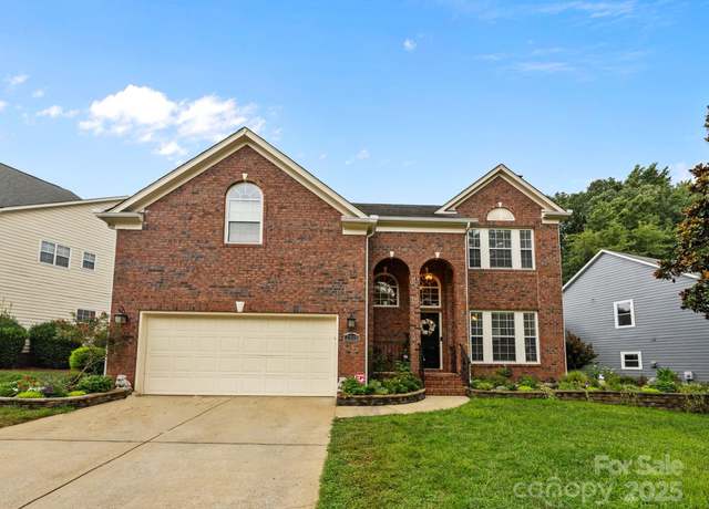 Property at 2919 Redfield Dr, Charlotte, NC 28270, 4 beds, 2.5 baths