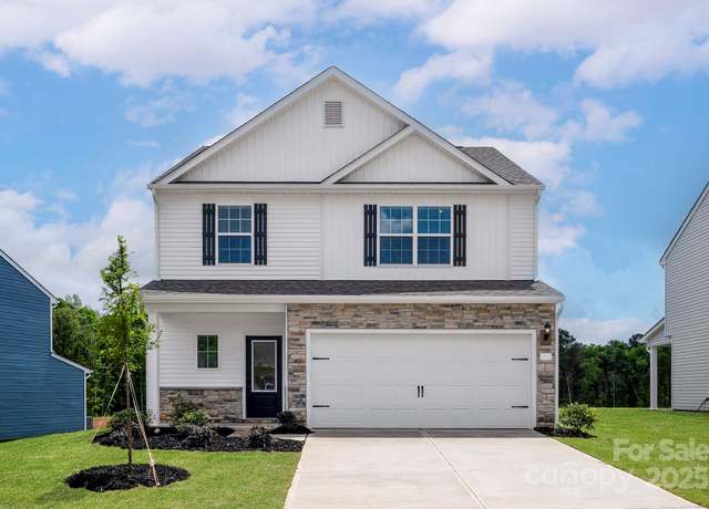 Property at 7209 Jerimoth Dr, Charlotte, NC 28215, 4 beds, 2.5 baths