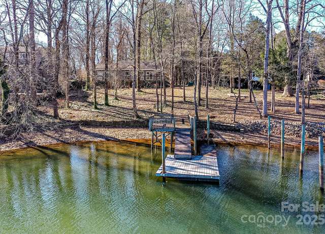 Property at 8163 Hope Dr, Denver, NC 28037, 3 beds, 2.5 baths
