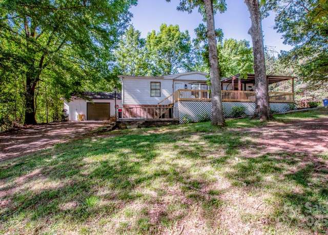 Property at 7733 Skyline Dr, Sherrills Ford, NC 28673, 3 beds, 2 baths