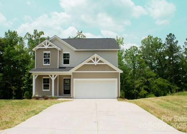 Property at 7601 Hammond Dr, Charlotte, NC 28215, 4 beds, 2.5 baths