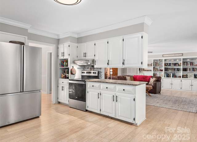 Property at 1737 Whitesides Rd, Forest City, NC 28043, 8 beds, 3 baths