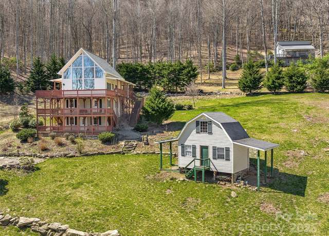 Property at 575 Twin Brook Dr, Waynesville, NC 28785, 4 beds, 4 baths