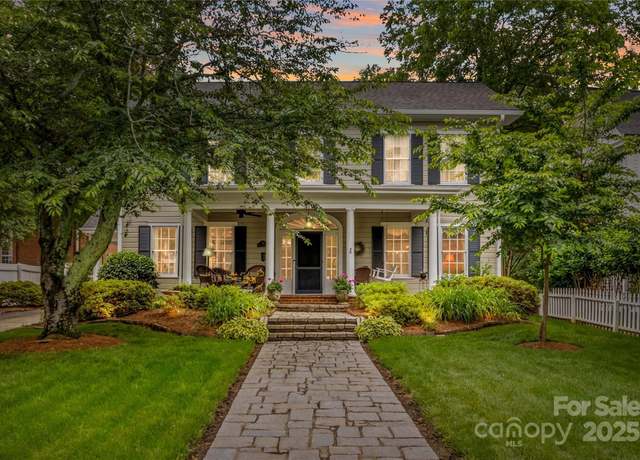 Property at 117 N Mulberry St, Statesville, NC 28677, 4 beds, 3.5 baths