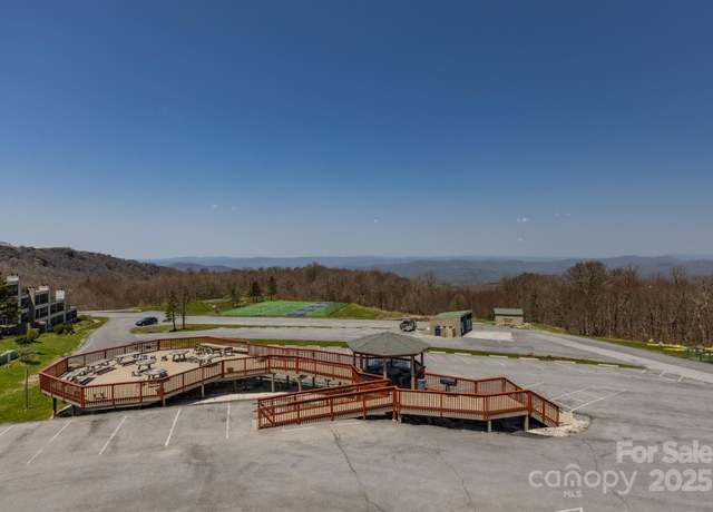 Property at 301 Pinnacle Inn Rd #4313, Beech Mountain, NC 28604, 2 beds, 2 baths