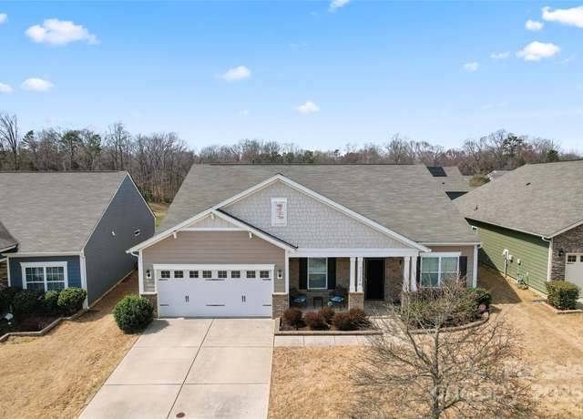 Property at 11124 Chapeclane Rd, Charlotte, NC 28278, 4 beds, 2.5 baths