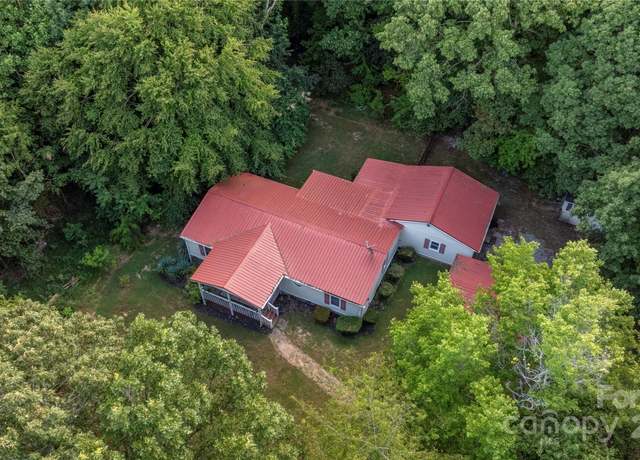 Property at 140 Silverlining Rd, Mooresville, NC 28117, 3 beds, 2 baths