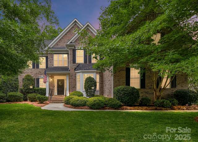 Property at 3203 Blackburn Dr, Waxhaw, NC 28173, 4 beds, 3 baths