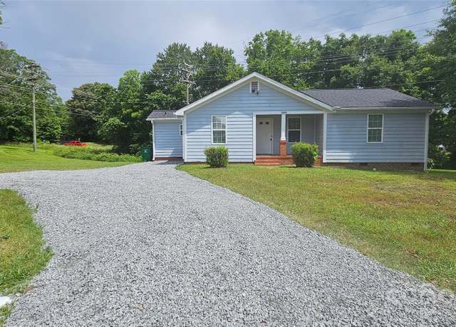 Property at 2820 Bellhaven Cir, Charlotte, NC 28214, 2 beds, 2 baths