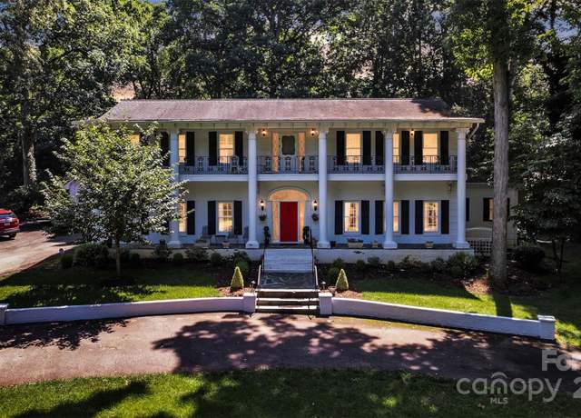 Property at 327 Saint Andrews Rd, Statesville, NC 28625, 5 beds, 4.5 baths