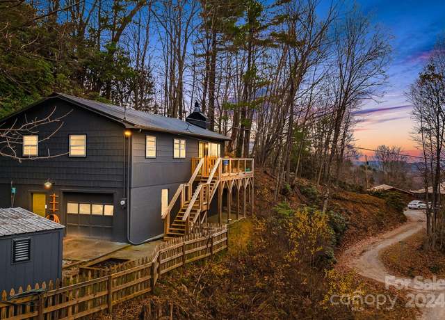 Property at 316 Rules Run Rd, Clyde, NC 28721, 3 beds, 1.5 baths