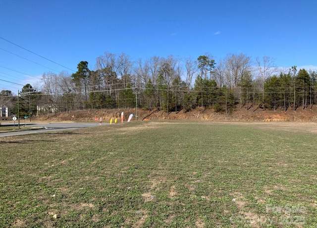 Property at 651 Niblick Dr, Gastonia, NC 28054