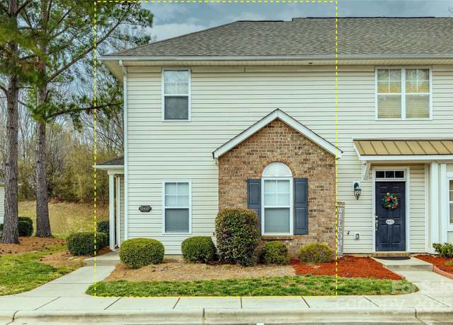 Property at 11426 Savannah Creek Dr, Charlotte, NC 28273, 3 beds, 2.5 baths