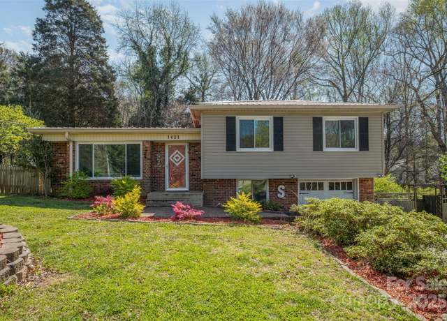 Property at 1421 Sherwood Dr, Kannapolis, NC 28081, 3 beds, 1 bath