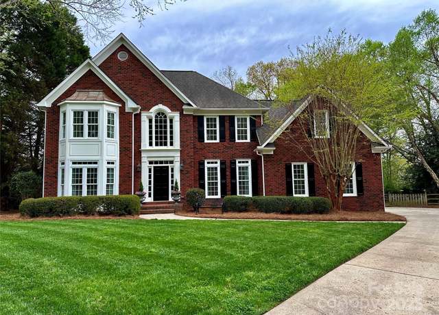 Property at 9508 Hayenridge Ct, Huntersville, NC 28078, 5 beds, 3 baths