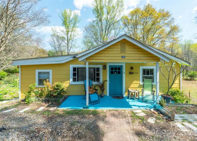 Property at 382 Starnes Cove Rd, Candler, NC 28715, 1 bed, 1 bath