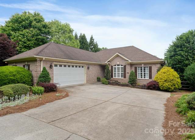 Property at 7471 Barfield Ln, Denver, NC 28037, 3 beds, 3 baths