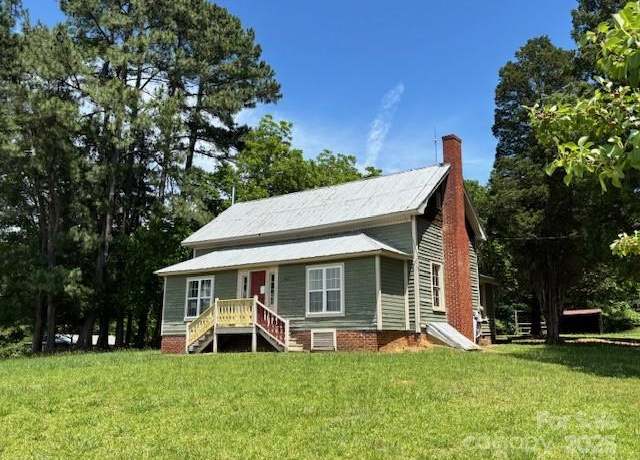 Property at 9401 Gold Hill Rd, Mount Pleasant, NC 28124, 3 beds, 2 baths