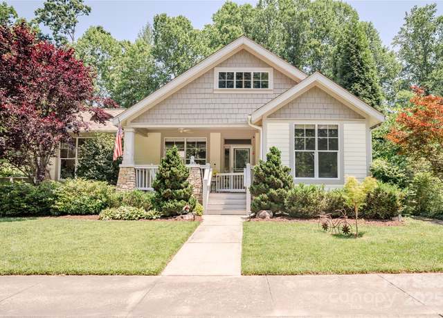 Property at 89 Covered Bridge Dr, Flat Rock, NC 28731, 3 beds, 2 baths